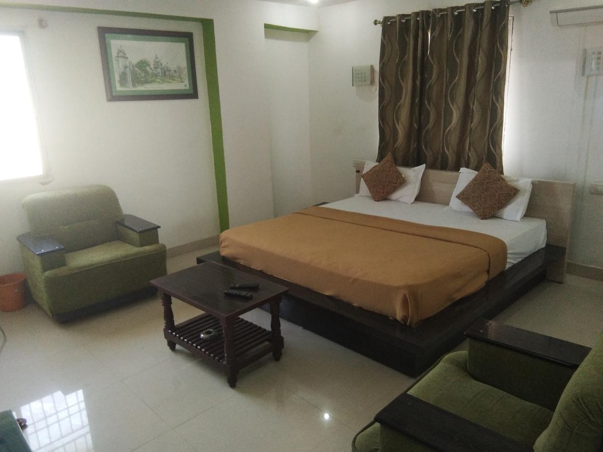Hotel Sairam Residency Tirupati Exterior foto